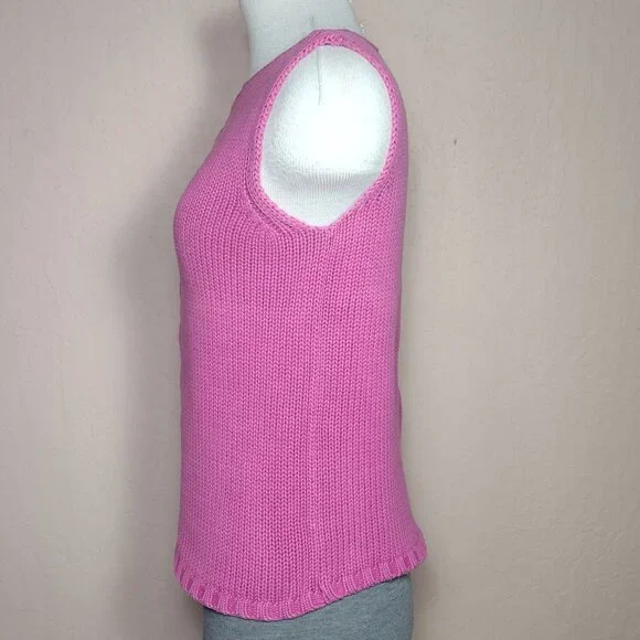 Women's Sleeveless Cable-Knit Cotton Sweater - Picture 4 of 11